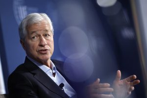 Jamie Dimon will stay in his job, with no plans to join Trump administration