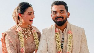 KL Rahul and Athiya Shetty announce pregnancy; internet reacts