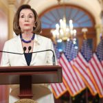 Pelosi considera que el retraso de Biden en dejar la campaña explica la derrota demócrata