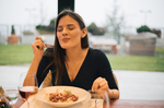 Carmen Fanjul, nutricionista, desvela las claves para comer pasta sin remordimientos, que no engorde y sea más nutritiva