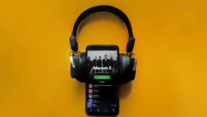 Spotify si apre a TikTok e Instagram: come condividere e salvare brani in un attimo