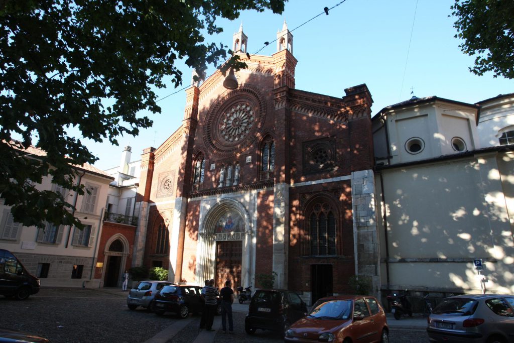 Blitz nella chiesa di San Marco, sputi sull&#8217;altare e botte ai poliziotti: arrestato