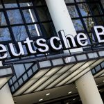 Deutsche Bank, licenziamenti e chiusura filiali per aumentare gli utili a bilancio