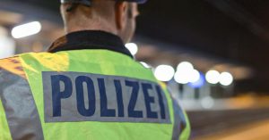 Germania, la polizia arresta un 17enne: “Pianificava un attacco ai mercatini di Natale”