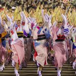 京都駅ビル大階段を馬が駆ける／11月7日までイルミネーションイベント