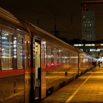 Allarme virus Marburg alla stazione di Amburgo: due persone in isolamento, l’allarme dopo che un viaggiatore si è sentito male