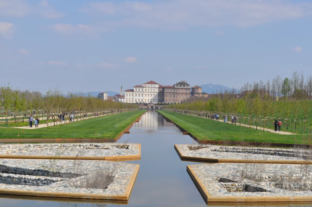 Passi tra Storia e Natura Le Imperdibili Camminate Reali 2024